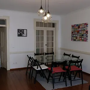 apartamento-central-para-grupo-ou-familias.hotels-lisbon-portugal.com/